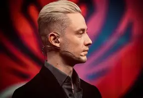 关于Astralis爆冷WBG，Rekkles送出助攻的信息