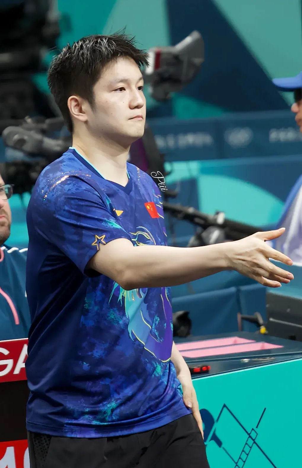 包含韩国乒乓球队轻取日本乒乓球队，樊振东高光表现的词条