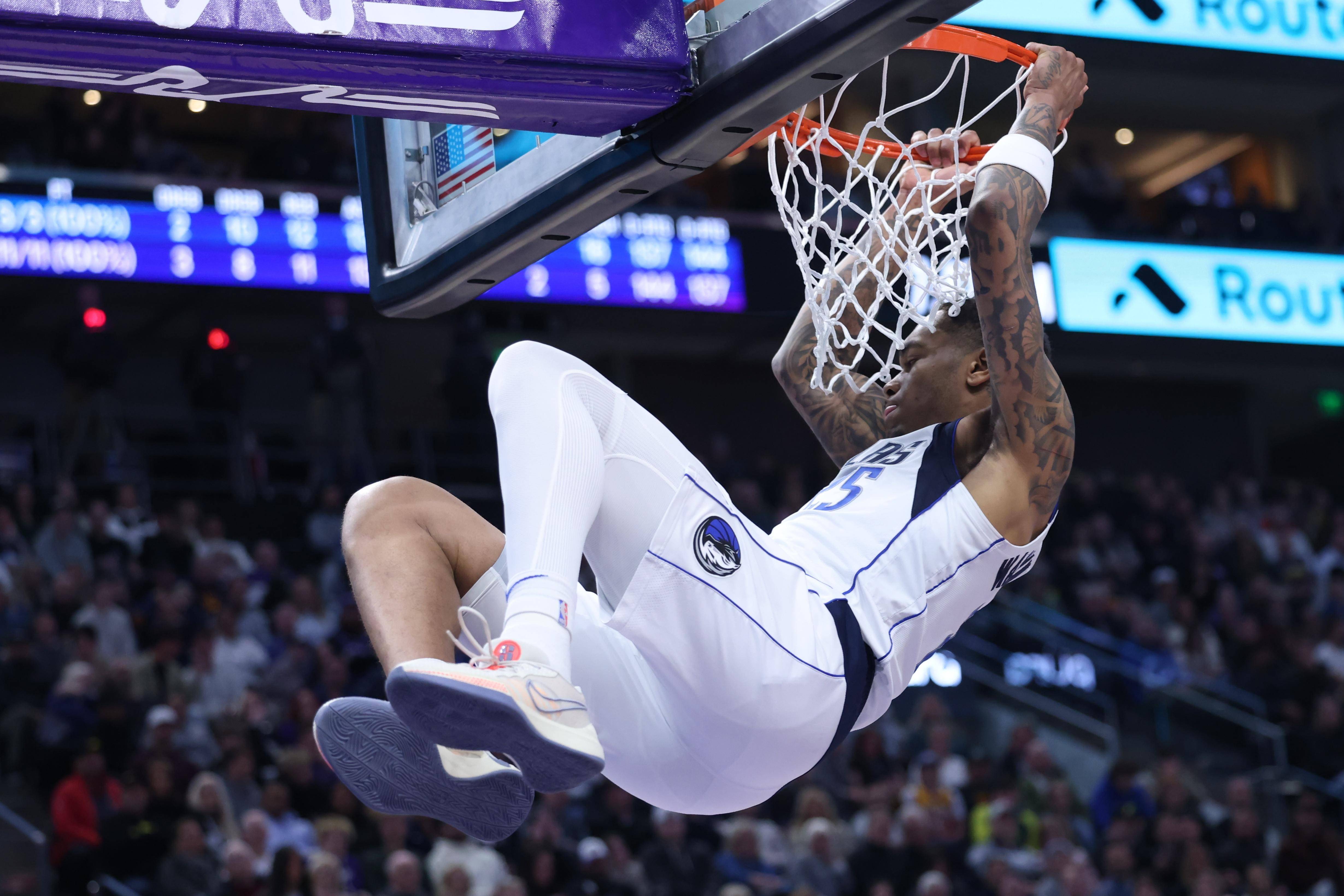 意大利男篮绝地反击阿根廷男篮，欧文高光表现