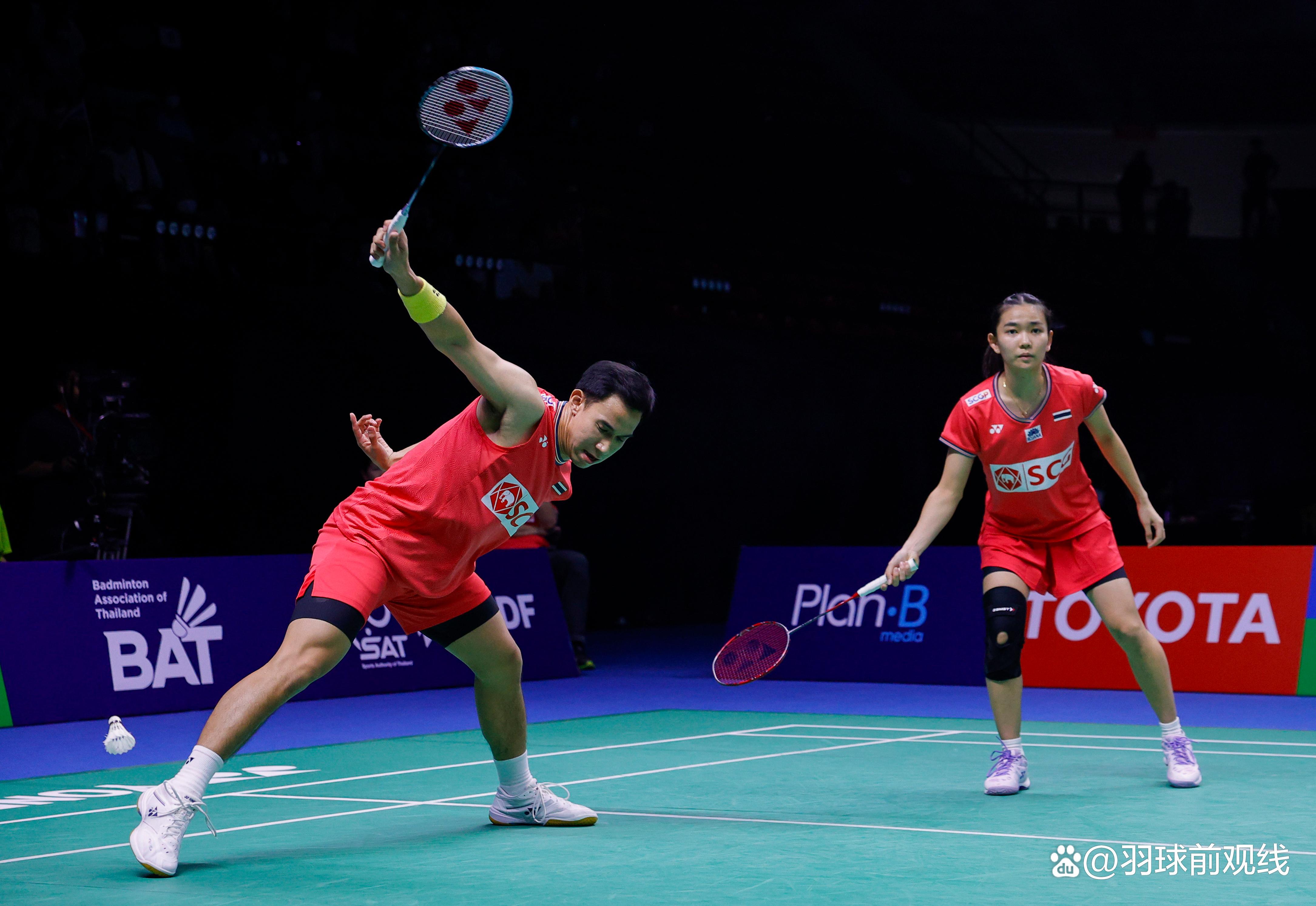 泰国羽毛球队爆冷法国羽毛球队，林丹关键制胜