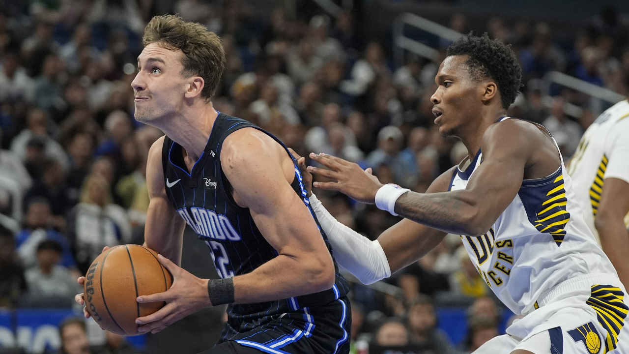 魔术险胜希腊男篮,波尔津吉斯惊艳世界 魔术险胜希腊男篮,波尔津吉斯惊艳世界