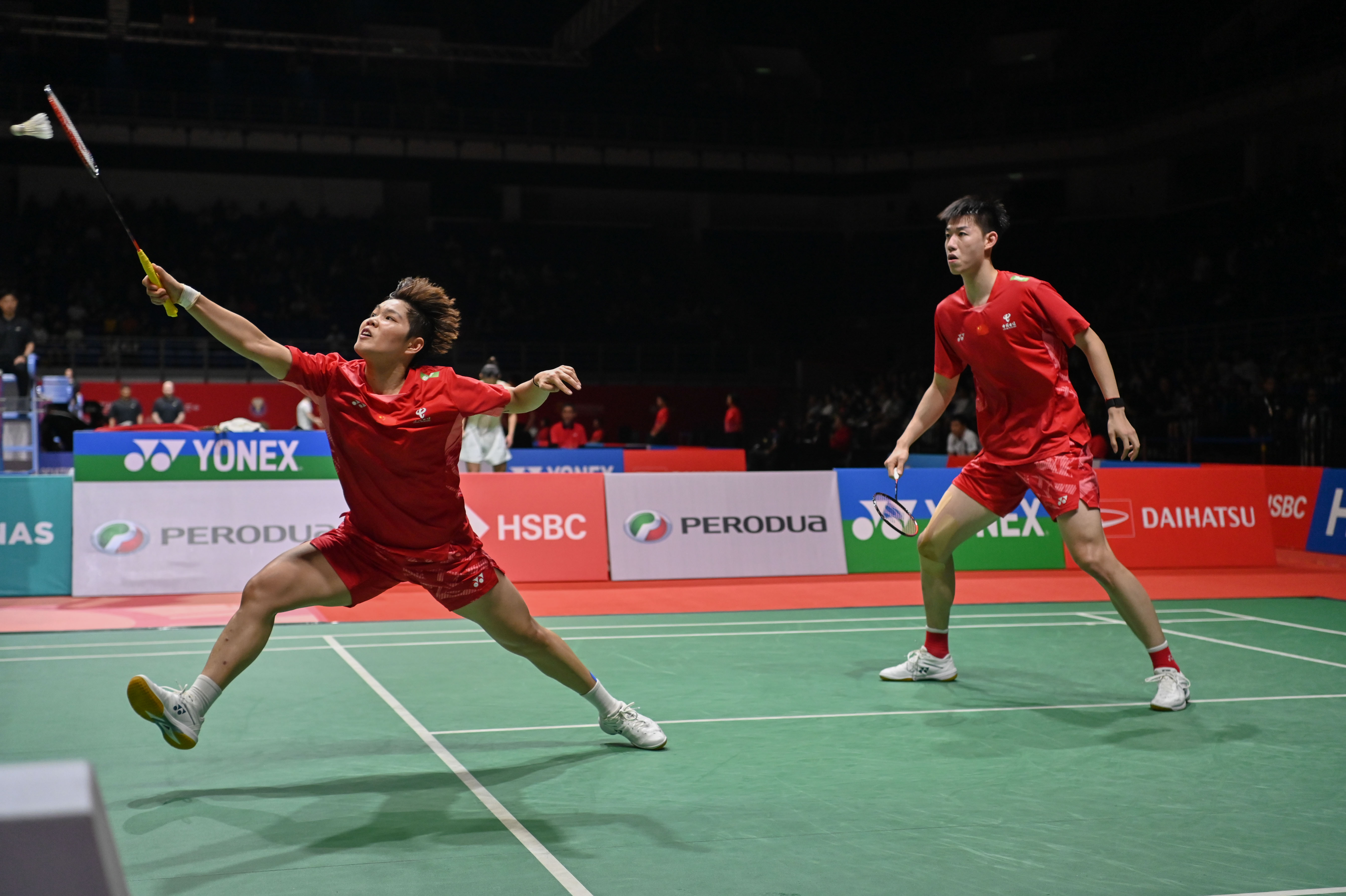 包含日本羽毛球队鏖战马来西亚羽毛球队，安赛龙关键制胜的词条