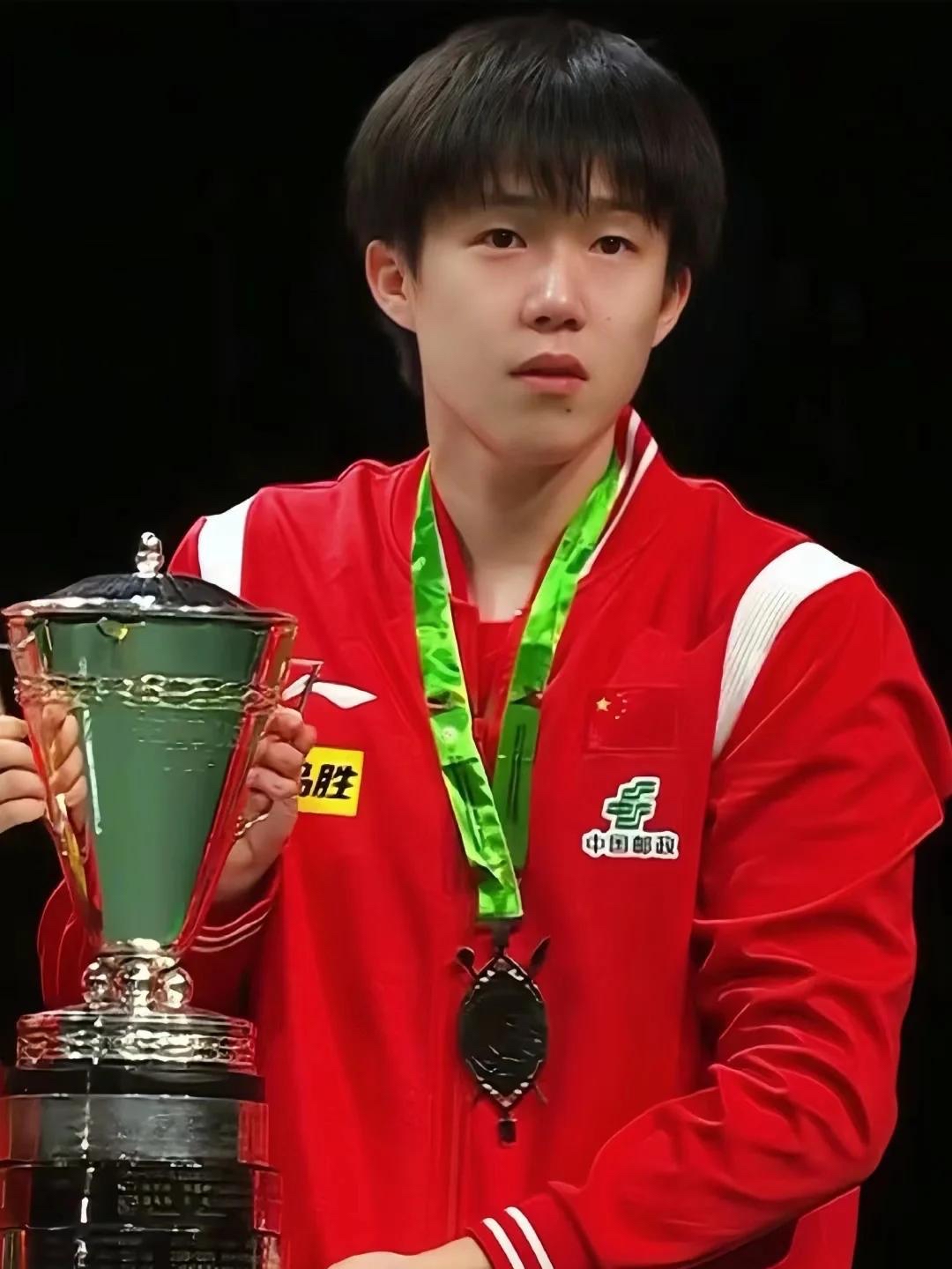 关于乒乓球再创历史，冠军实至名归的信息