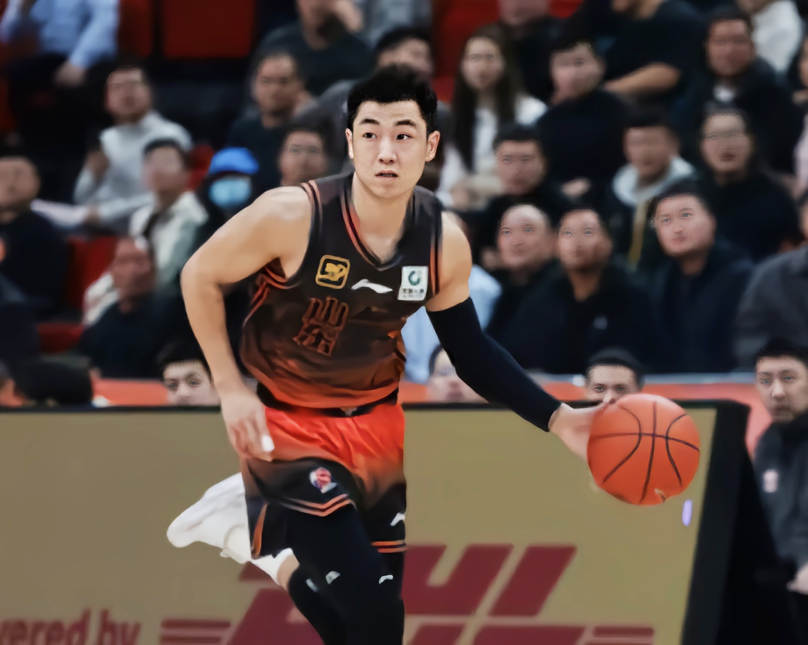 青岛队翻盘山东队，赵继伟关键制胜