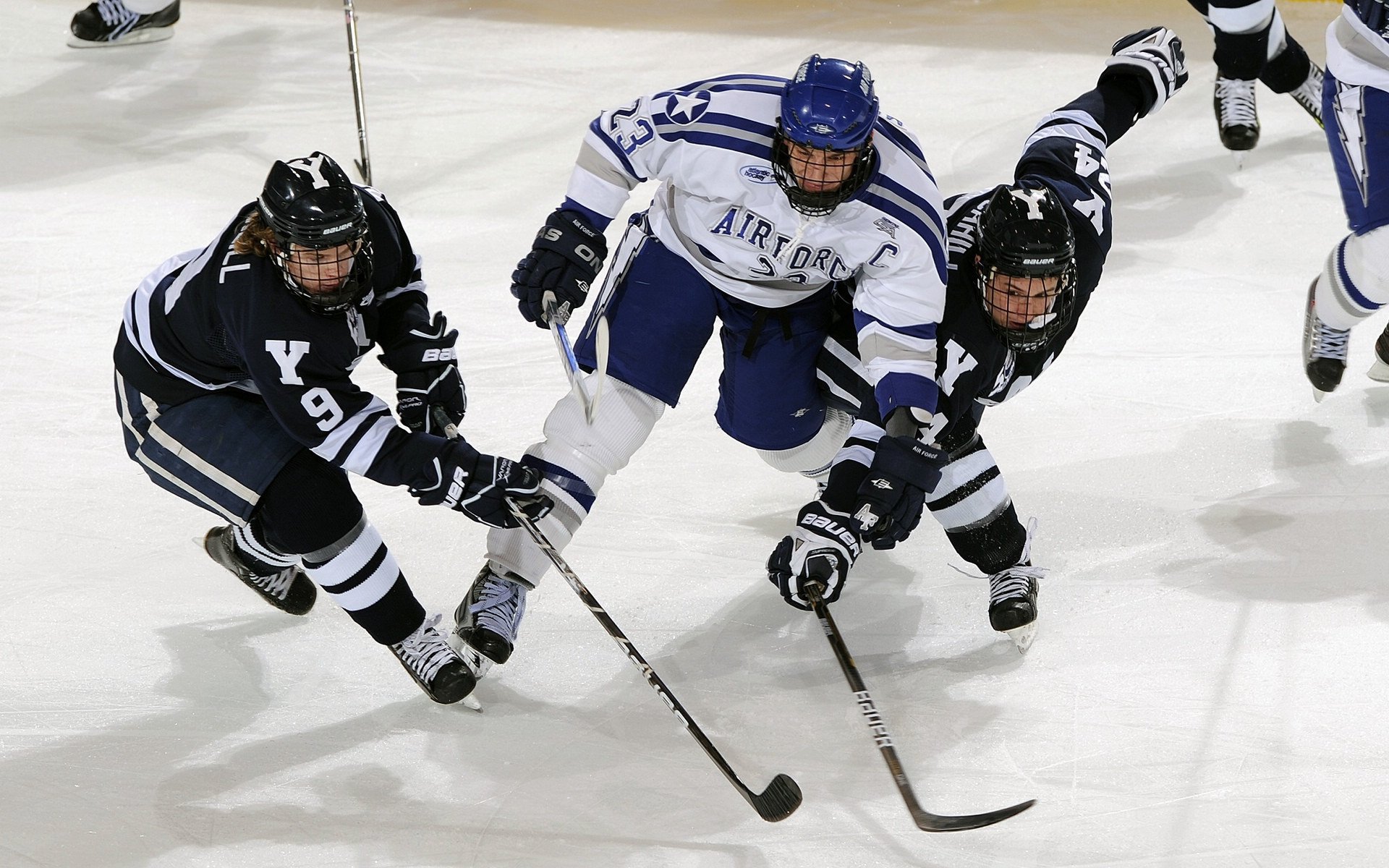 银箭陨落之夜,威廉姆斯绝杀迈凯伦,阿隆索的最后一舞点燃赛场