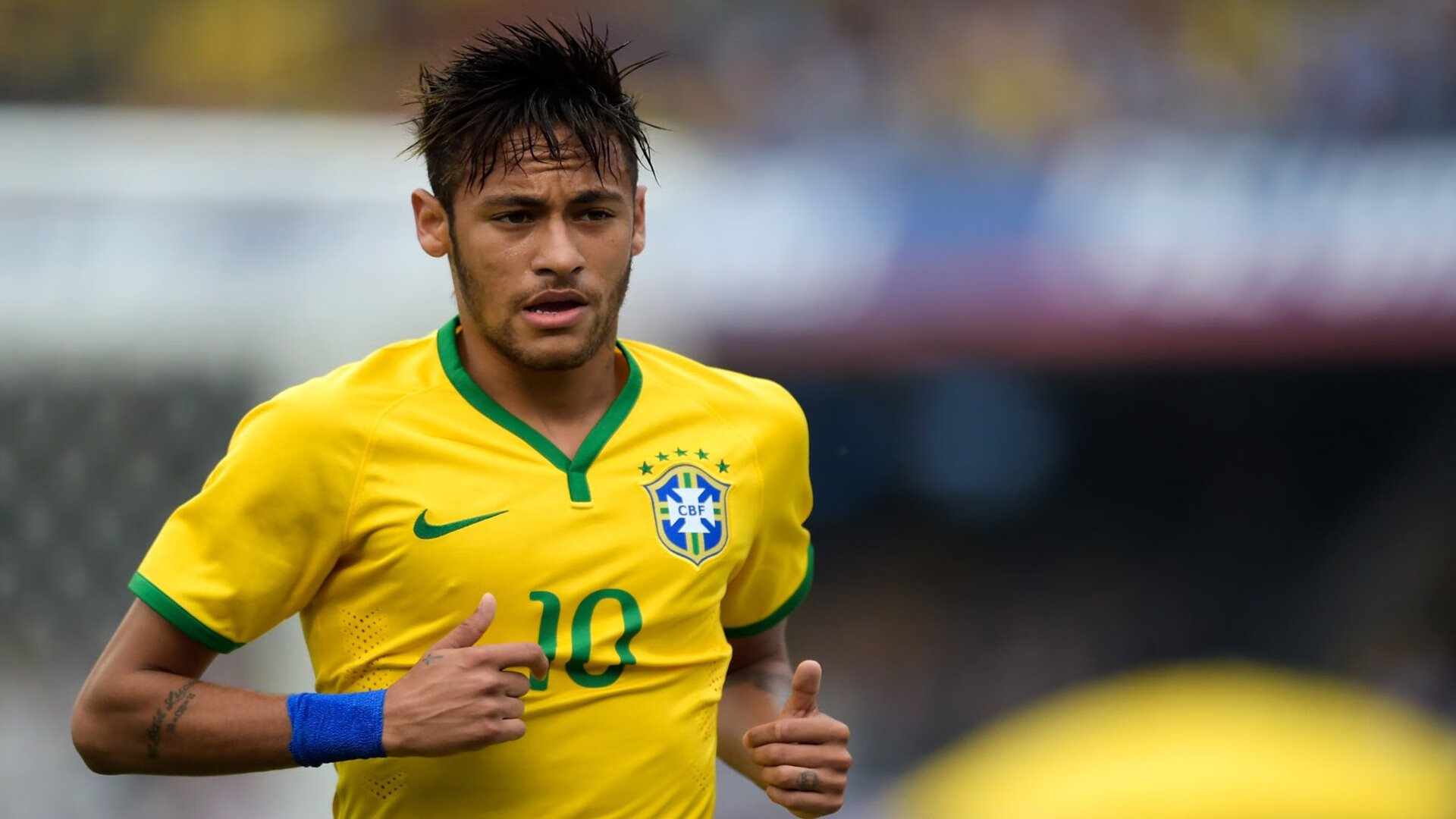 双城记，极速银石与冰封长白山的争冠和弦