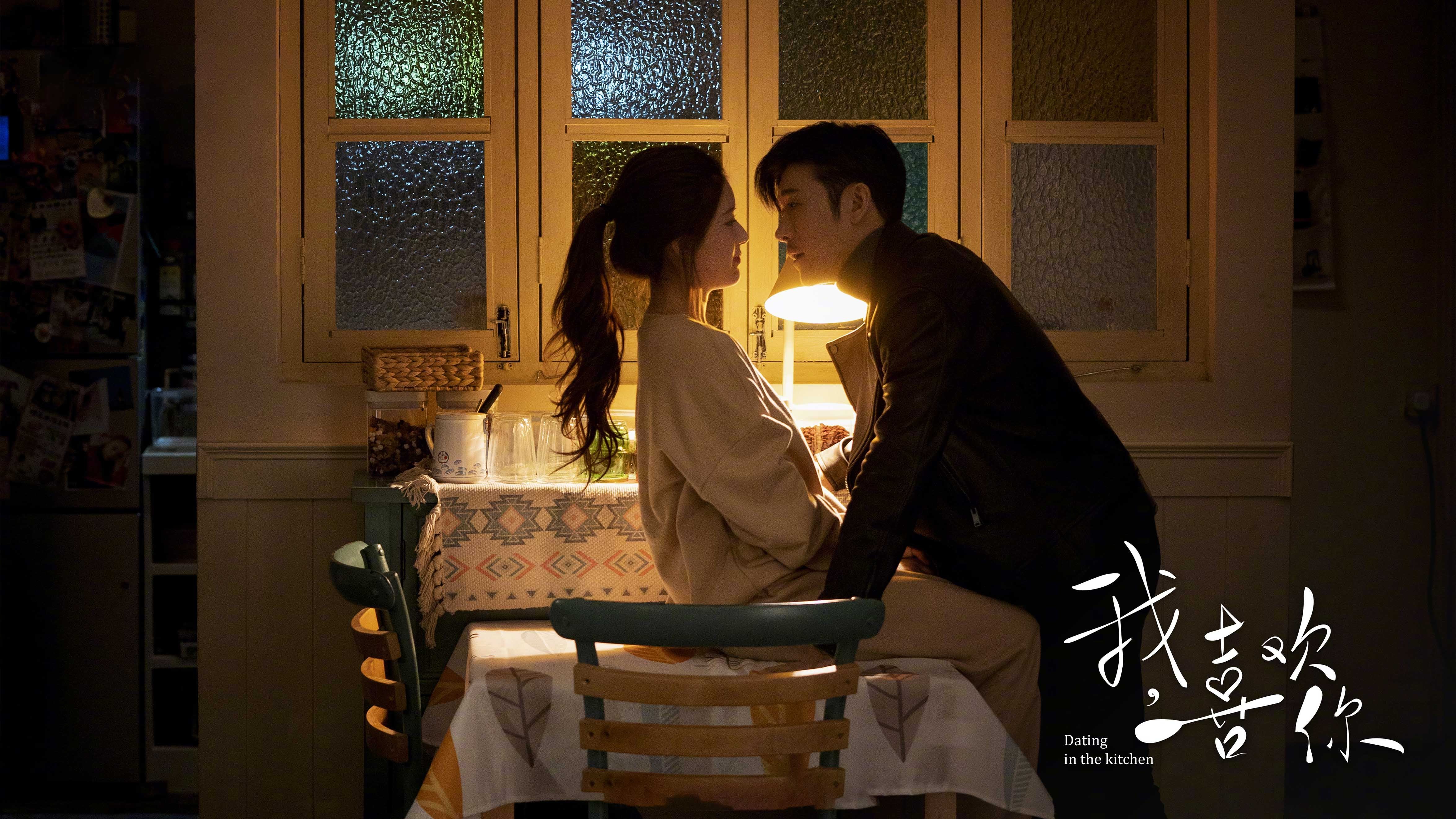 双线叙事，绿茵场的个人英雄主义与篮球场的国家意志